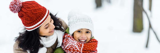 mere et fille en hiver